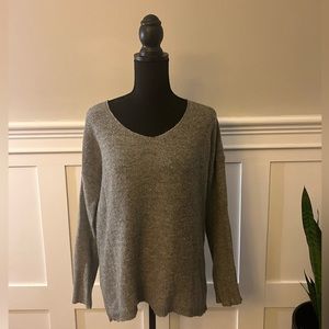 Gap Women’s Grey Sweater